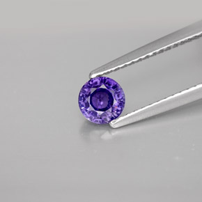 0,62 ctw natürlicher violetter Saphir, Rundschliff, VS