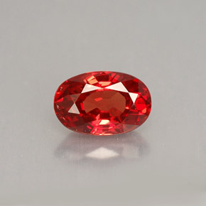0,92 ctw natürlicher orangefarbener Saphir, Oval Schliff, VVS-VS