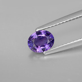 0,70 ctw natürlicher violetter Saphir, Oval Schliff, VS