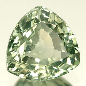 1,04 ctw natürlicher grüner Saphir, Trillion, VS