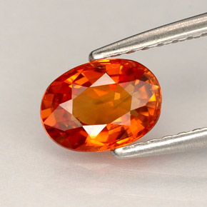 0,97 ctw natürlicher orangefarbener Saphir, Oval Schliff, VS