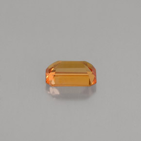 0,75 ctw natürlicher orangefarbener Saphir, Smaragdschliff, VS