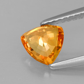 0,87 ctw natürlicher orangefarbener Saphir, Trillion, VVS-VS