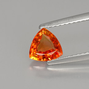 0,88 ctw natürlicher orangefarbener Saphir, Trillion, VS