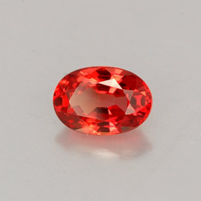 0,71 ctw natürlicher orangefarbener Saphir, Oval Schliff, VS