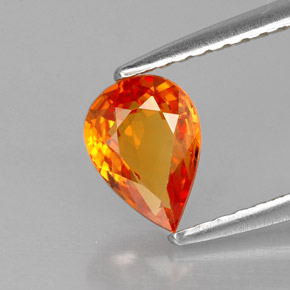 0,87 ctw natürlicher orangefarbener Saphir, Birnenform, VS