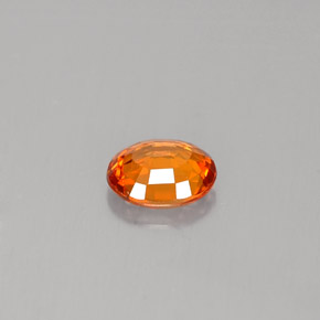 0,69 ctw natürlicher orangefarbener Saphir, Oval Schliff, VVS-VS