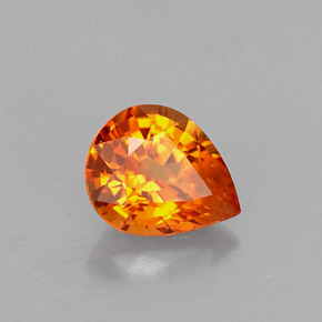 0,71 ctw natürlicher orangefarbener Saphir, Birnenform, VS