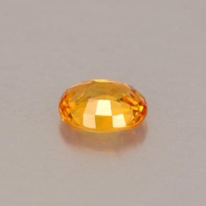 0,87 ctw natürlicher orangefarbener Saphir, Oval Schliff, VVS