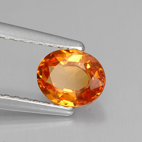 0,79 ctw natürlicher orangefarbener Saphir, Oval Schliff, VVS-VS
