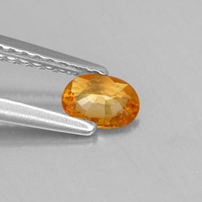 0,28 ctw natürlicher gelber Saphir, Oval Schliff, VS