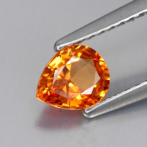 0,69 ctw natürlicher orangefarbener Saphir, Birnenform, VVS-VS