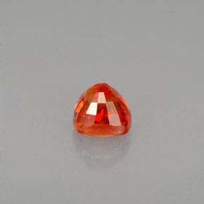 0,67 ctw natürlicher orangefarbener Saphir, Kissenschliff, VS