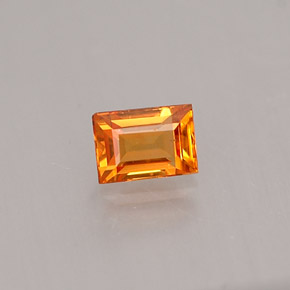 0,27 ctw natürlicher orangefarbener Saphir, Baguette, VS-SI