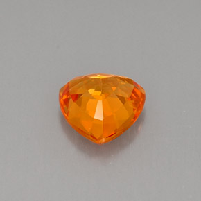 0,78 ctw natürlicher orangefarbener Saphir, Trillion, VS
