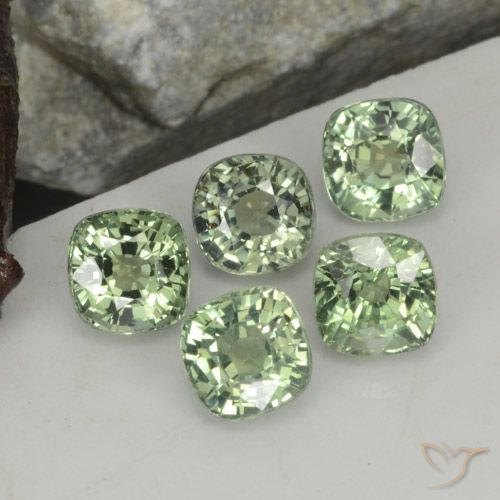 2,87 ct natürliche grüner Saphir-Edelsteine, Kissenschliff, VVS-VS