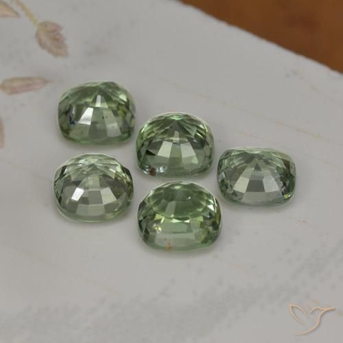 2.25 ct natürliche Waldgrün Saphir-Edelsteine, Kissen, VVS-VS