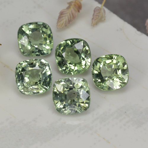 2,51 ct natürliche grüner Saphir-Edelsteine, Kissenschliff, VVS-VS
