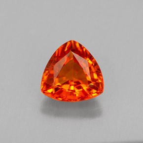 0,78 ctw natürlicher orangefarbener Saphir, Trillion, VVS-VS