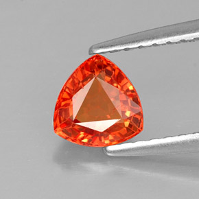 0,90 ctw natürlicher orangefarbener Saphir, Trillion, VVS-VS