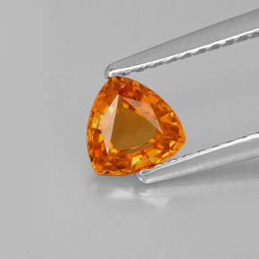 0,77 ctw natürlicher orangefarbener Saphir, Trillion, VVS-VS