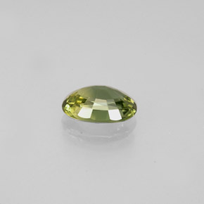 0,62 ctw natürlicher mehrfarbiger Saphir, Oval Schliff, VVS