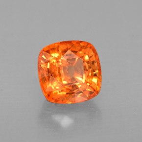 0,88 ctw natürlicher orangefarbener Saphir, Kissenschliff, VS