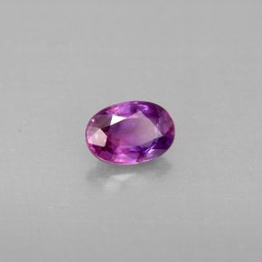 0,60 ctw natürlicher violetter Saphir, Oval Schliff, VS-SI