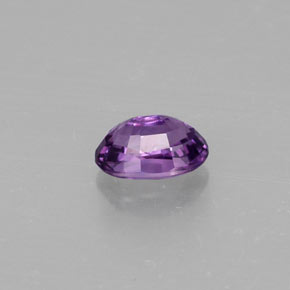 0,70 ctw natürlicher violetter Saphir, Oval Schliff, VS