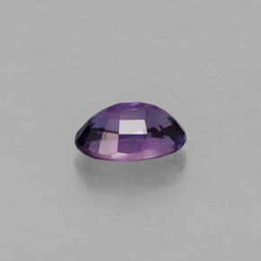 0,67 ctw natürlicher violetter Saphir, Oval Schliff, VS