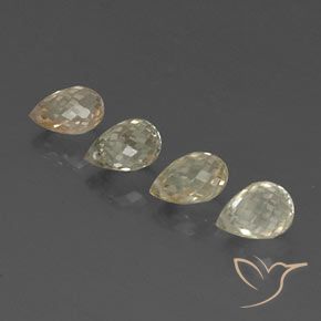 3.80ctw Natürlicher hellgrünlich-gelb Saphir, Briolette, VVS-VS