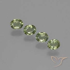 1.73 ct natürliche Warmes Waldgrün Saphir-Edelsteine, Oval, VS