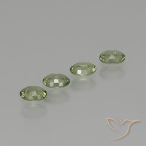 1.53 ct natürliche Helles Waldgrün Saphir-Edelsteine, Oval, VS