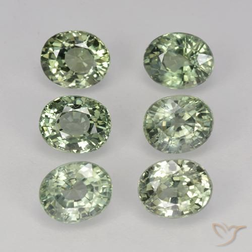 4.06 ct natürliche Medium Light Green Saphir-Edelsteine, Oval, VVS-VS