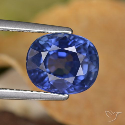 3.80ct Natürlicher Kornblumenblau Saphir, Oval, VS