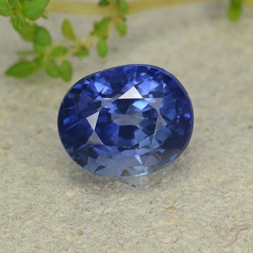 3.38ct Natürlicher Kornblumenblau Saphir, Oval, VS