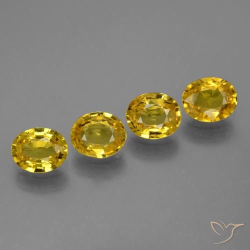 2.92ctw Natürlicher Mittelgelb Saphir, Oval, VVS-VS