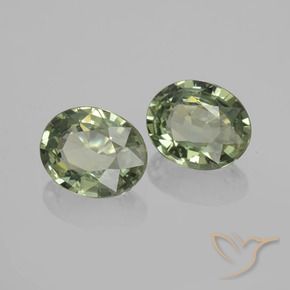 1.39 ct natürliche Erdiges Grün Saphir-Edelsteine, Oval, VVS