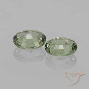 1.39 ct natürliche Erdiges Grün Saphir-Edelsteine, Oval, VVS