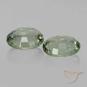 1.53 ct natürliche Erdiges Grün Saphir-Edelsteine, Oval, VVS-VS