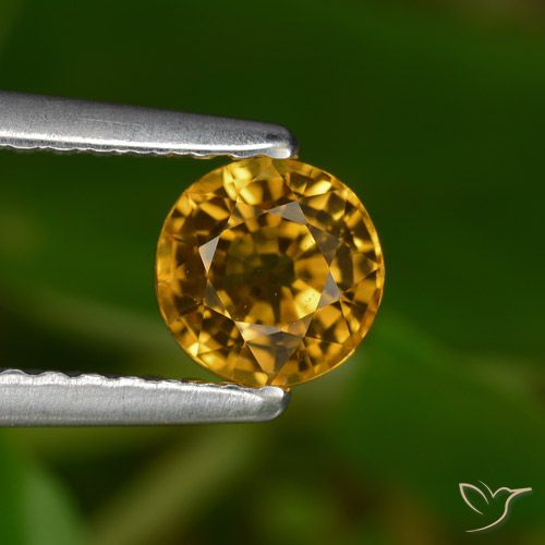 0.68ct Natürlicher Dunkelgolden Saphir, Runden, VVS-VS