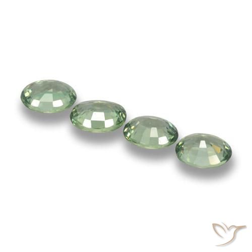 3.20 ct natürliche Mittel-Hellgrün Saphir-Edelsteine, Oval, VVS-VS