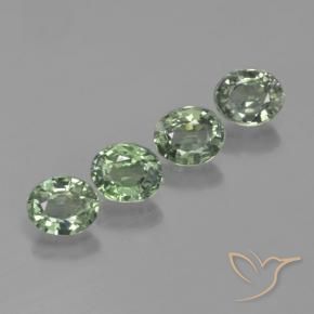 3.17 ct natürliche Helles Waldgrün Saphir-Edelsteine, Oval, VVS-VS