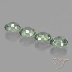 3.03 ct natürliche Mittel-Hellgrün Saphir-Edelsteine, Oval, VVS-VS