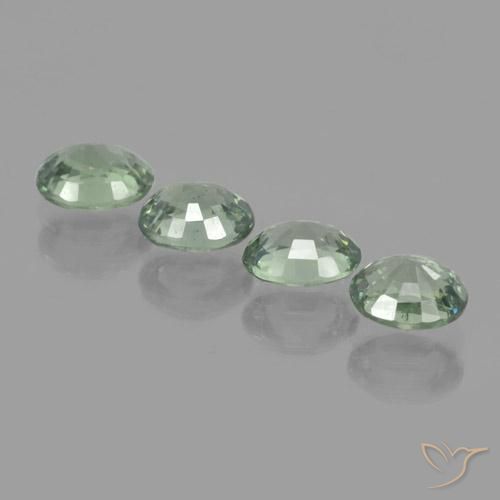 3.07 ct natürliche Mittel-Hellgrün Saphir-Edelsteine, Oval, VVS-VS