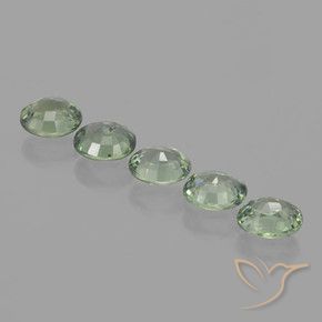 4.20 ct natürliche Moosiges Grün Saphir-Edelsteine, Oval, VVS-VS