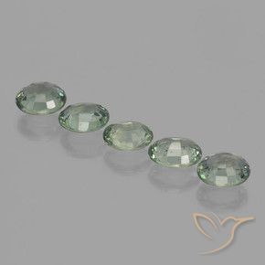 4.19 ct natürliche Helles Waldgrün Saphir-Edelsteine, Oval, VVS-VS