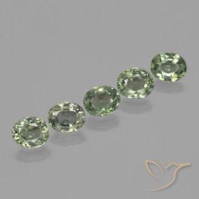 3.62 ct natürliche Erdiges Grün Saphir-Edelsteine, Oval, VVS-VS