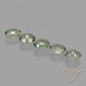 3.62 ct natürliche Erdiges Grün Saphir-Edelsteine, Oval, VVS-VS