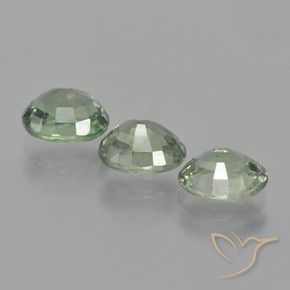 2.71 ct natürliche Helles Waldgrün Saphir-Edelsteine, Oval, VVS-VS